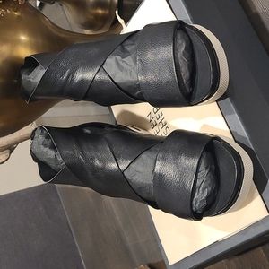 Eileen Fisher Sport sandals